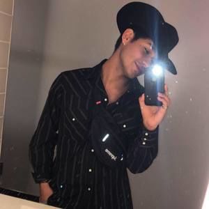 Meet your Posher, Omar